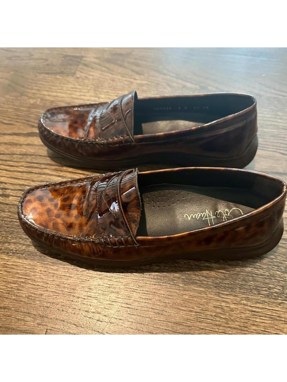 New Women's Cole Hann Tortoiseshell Patent Leather Loafers 6